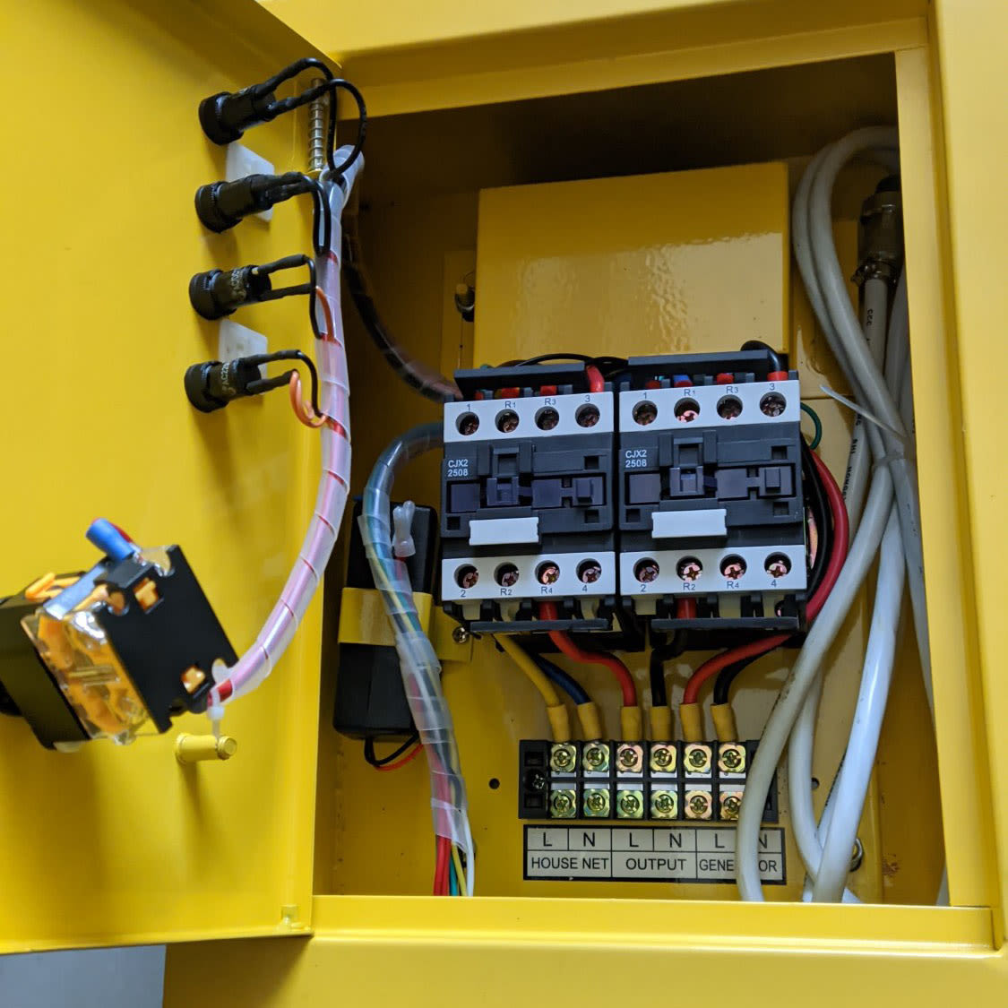 Sinemaster 7500W 230V ATS-enhet - Tillbehör för Aggregat - 6438014342627 - 2